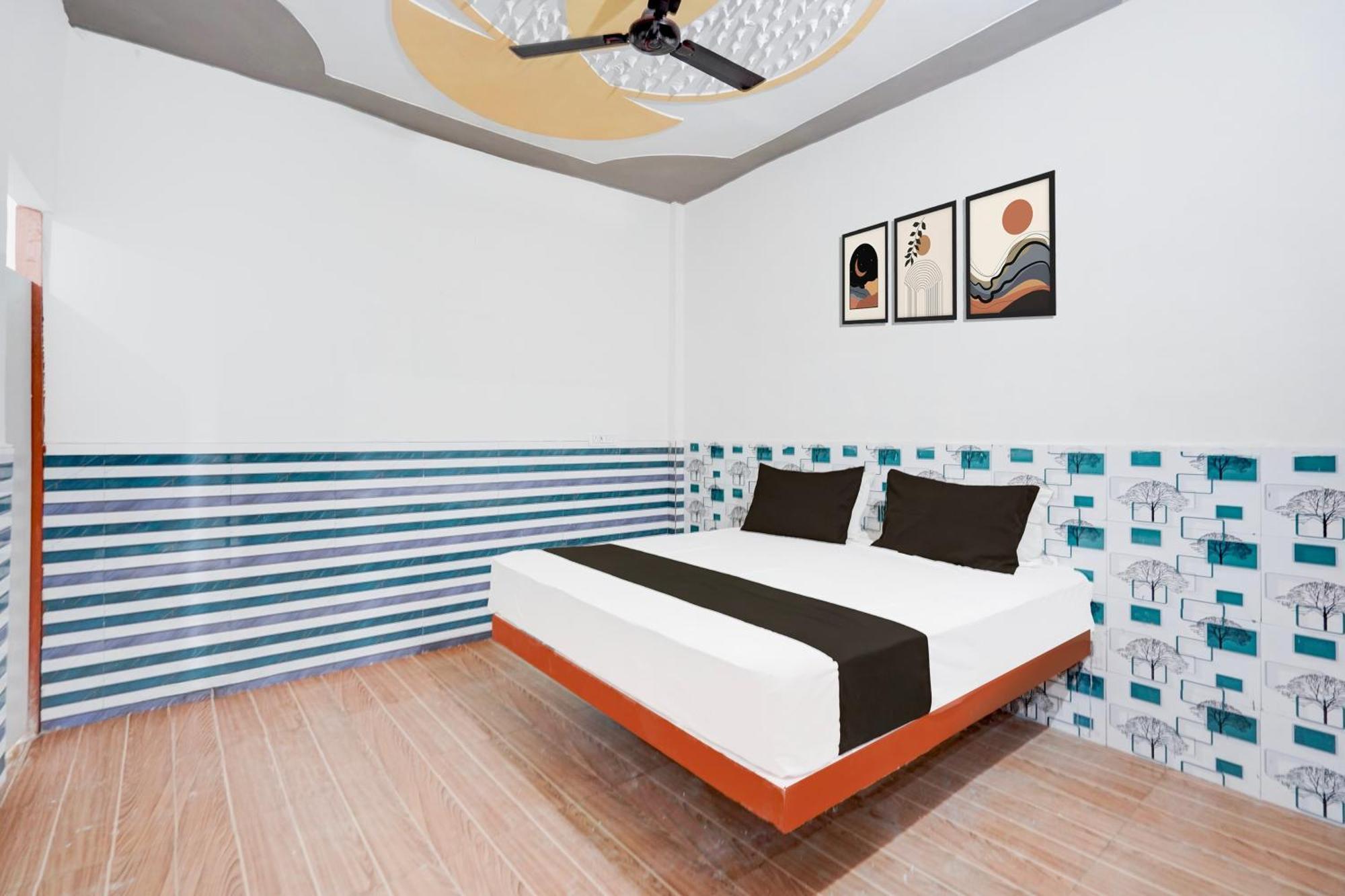 Hotel O Golden Bird Noida Exterior photo
