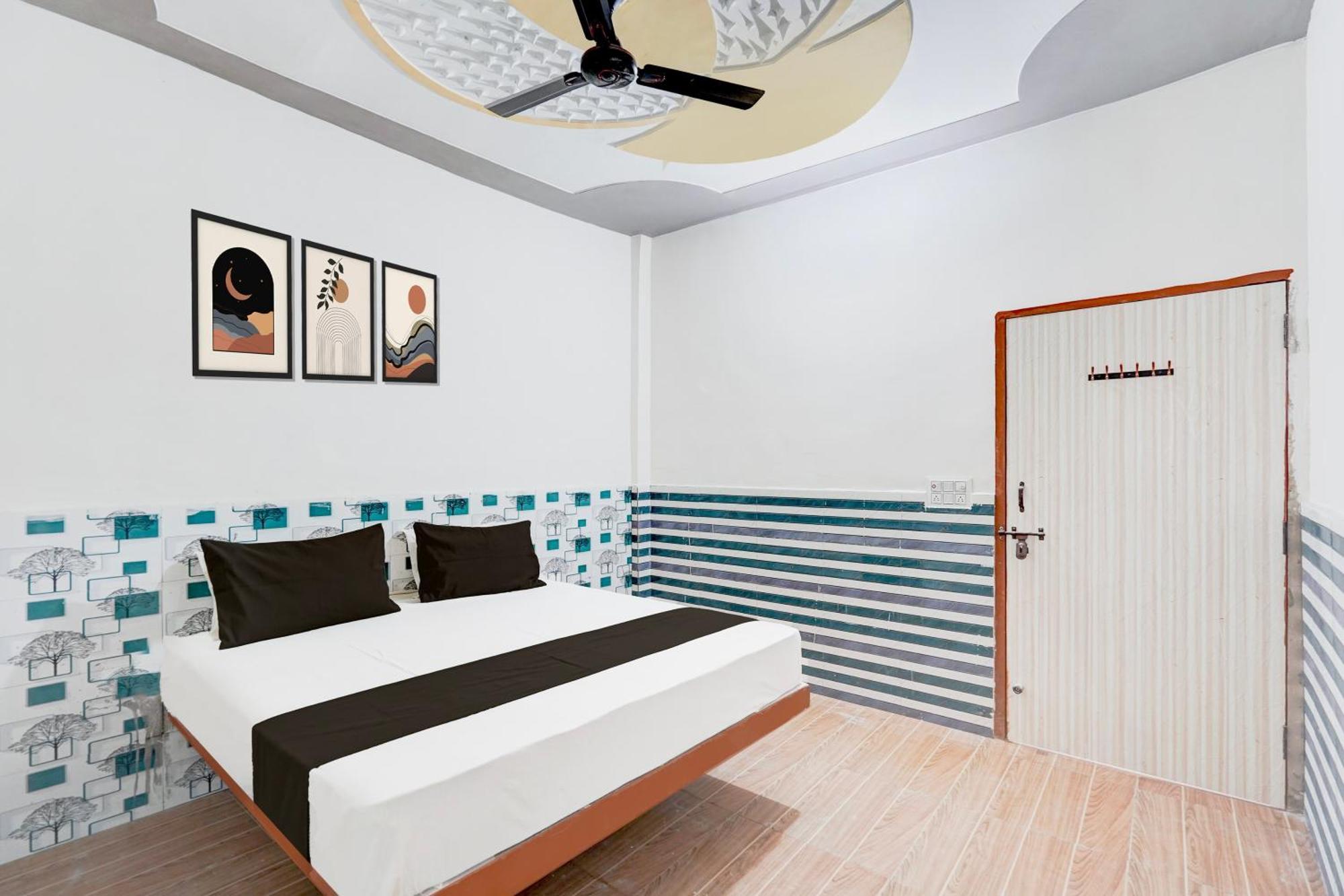 Hotel O Golden Bird Noida Exterior photo